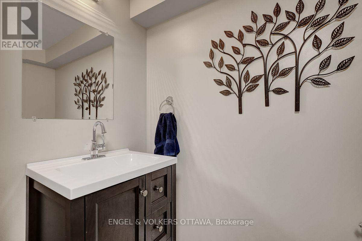 66 Peary Way, Ottawa, Ontario  K2L 1Z8 - Photo 37 - X13571110