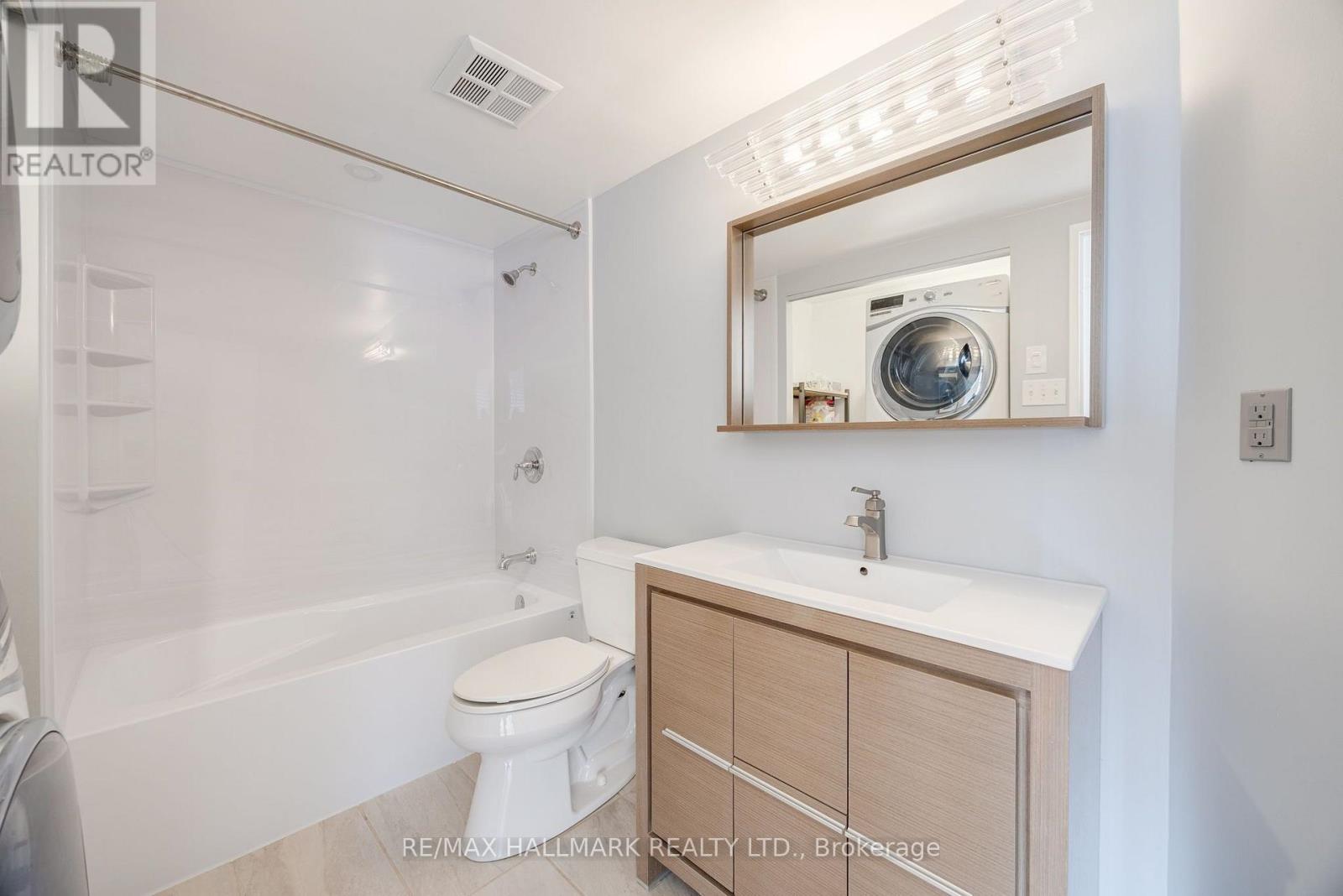 1202 - 95 Lombard Street, Toronto, Ontario  M5C 2V3 - Photo 14 - C13570996