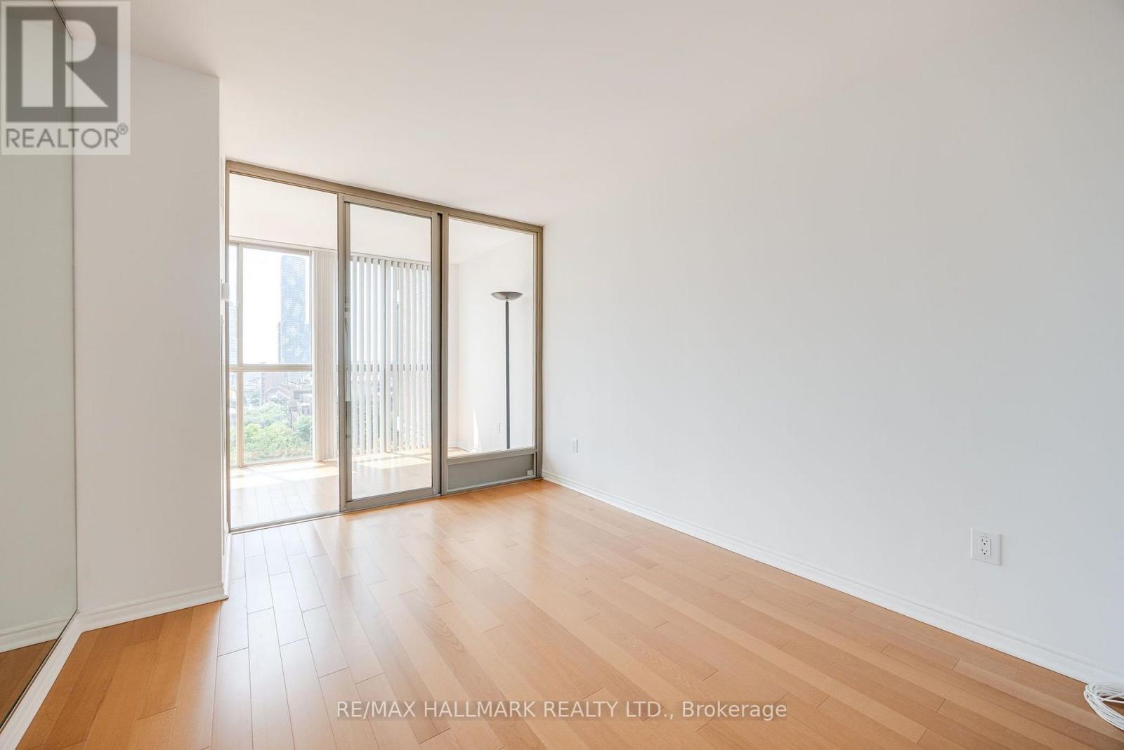 1202 - 95 Lombard Street, Toronto, Ontario  M5C 2V3 - Photo 17 - C13570996