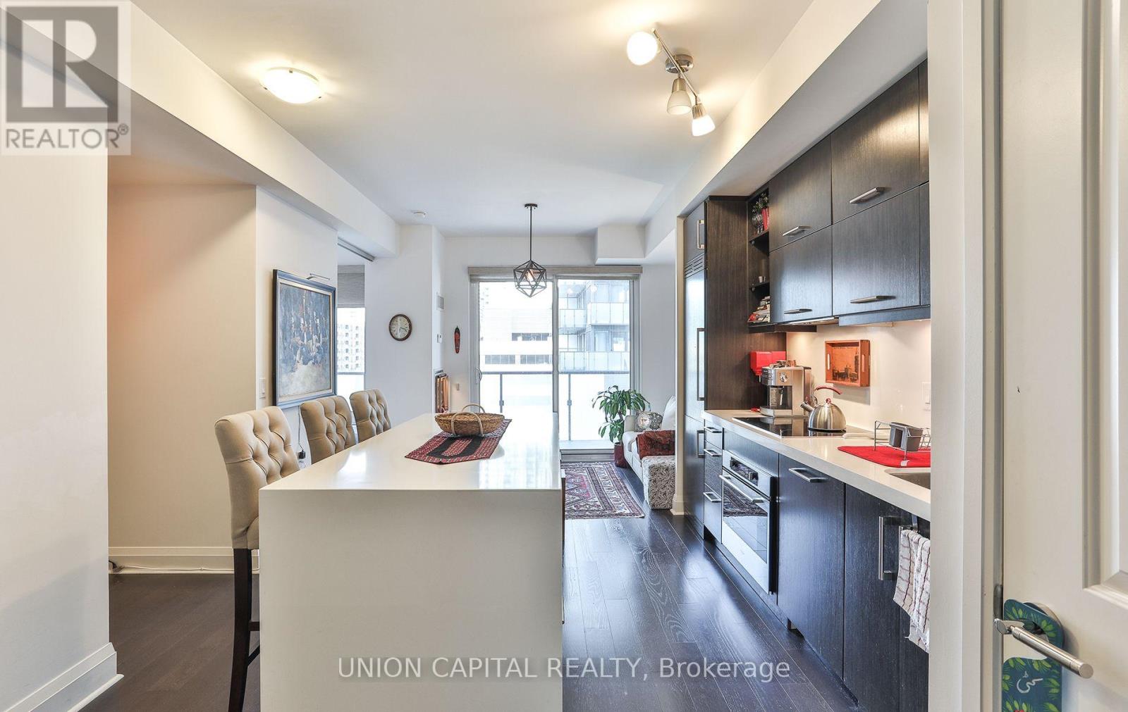1601 - 65 St. Mary Street, Toronto, Ontario  M5S 0A6 - Photo 3 - C13571050