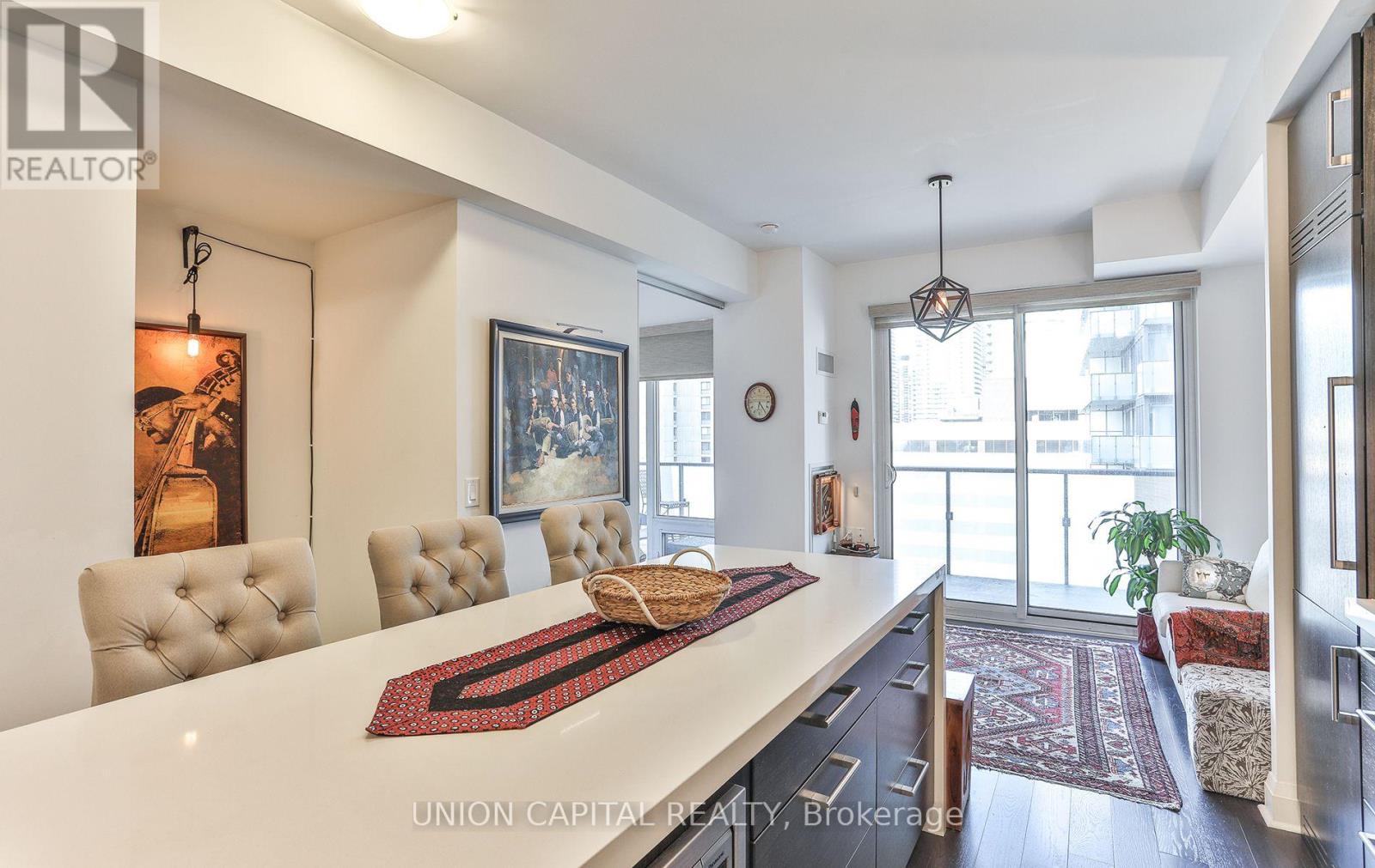 1601 - 65 St. Mary Street, Toronto, Ontario  M5S 0A6 - Photo 7 - C13571050