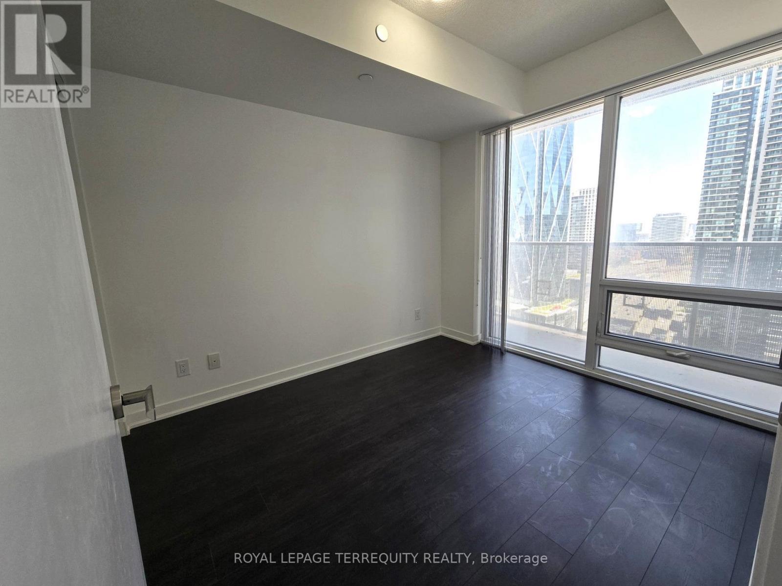 2606 - 100 Harbour Street, Toronto, Ontario  M5J 0B5 - Photo 5 - C13571066