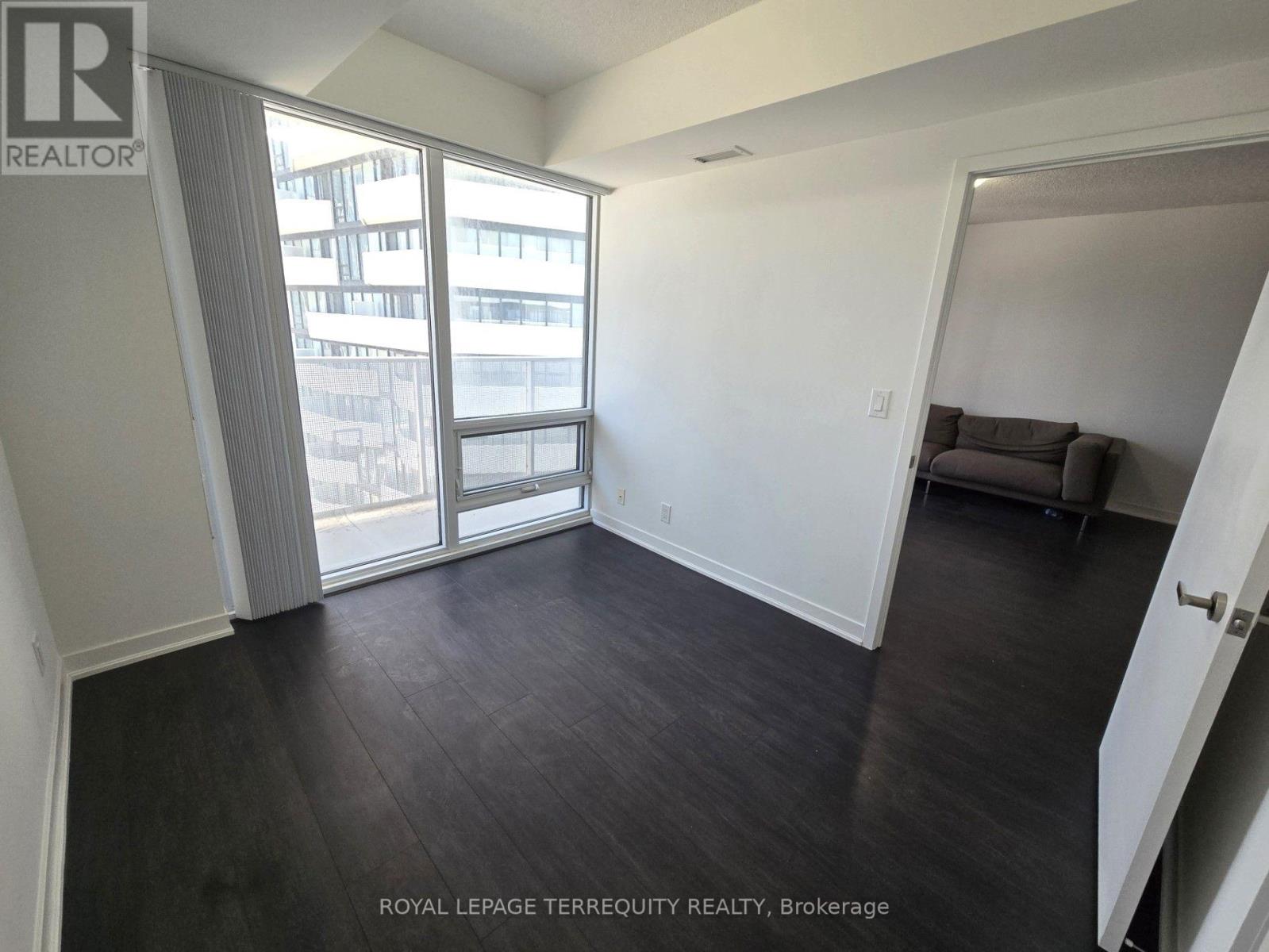 2606 - 100 Harbour Street, Toronto, Ontario  M5J 0B5 - Photo 6 - C13571066