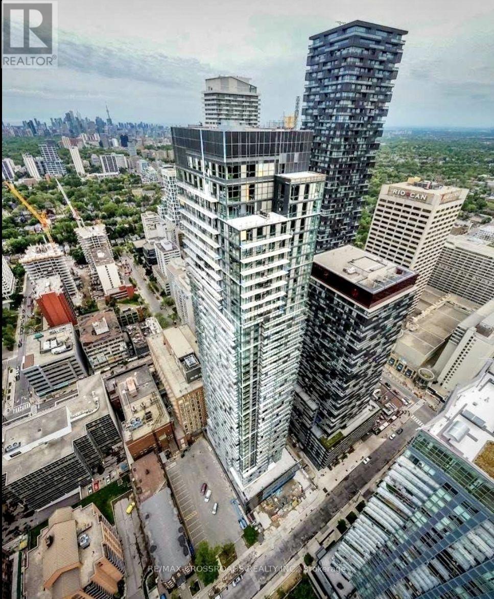905 - 39 ROEHAMPTON AVENUE, Toronto, Ontario