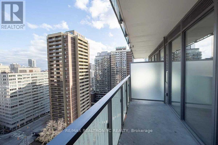 1402 - 50 Charles Street E, Toronto, Ontario  M4Y 0C3 - Photo 17 - C13571120