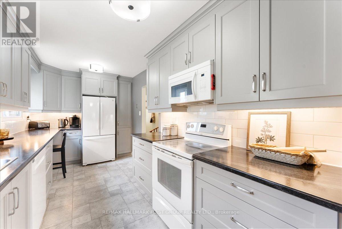 100 Martin Road, Clarington, Ontario  L1C 3N4 - Photo 18 - E13571076