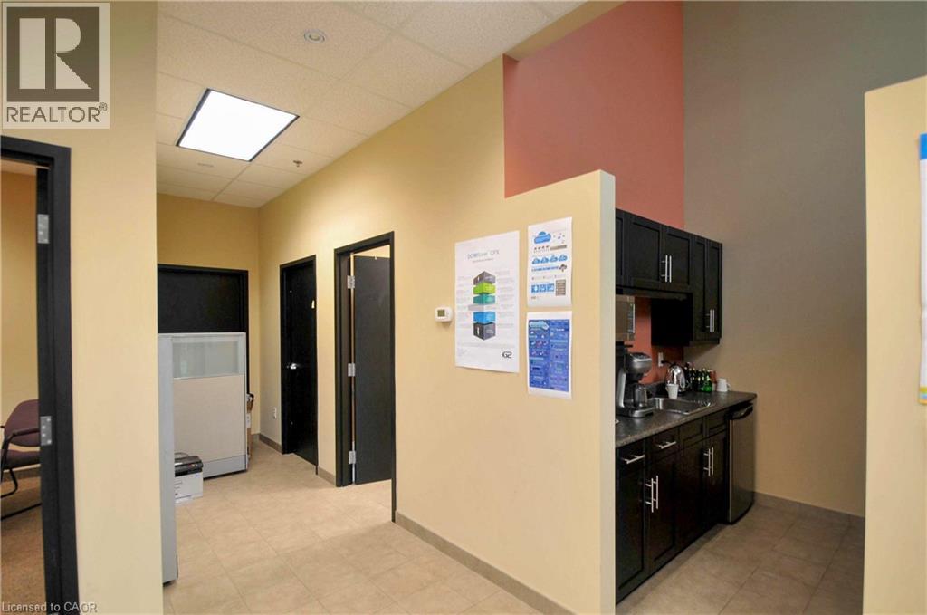 1550 Yorkton Court Unit# 9, Burlington, Ontario  L7P 5B7 - Photo 5 - 40848707