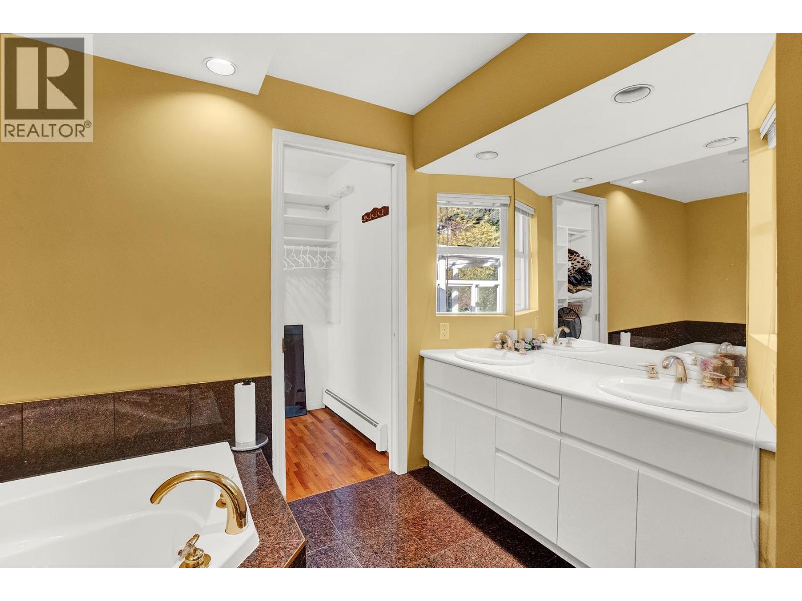 638 Elstree Place, North Vancouver, British Columbia  V7N 2Y3 - Photo 23 - R3146961