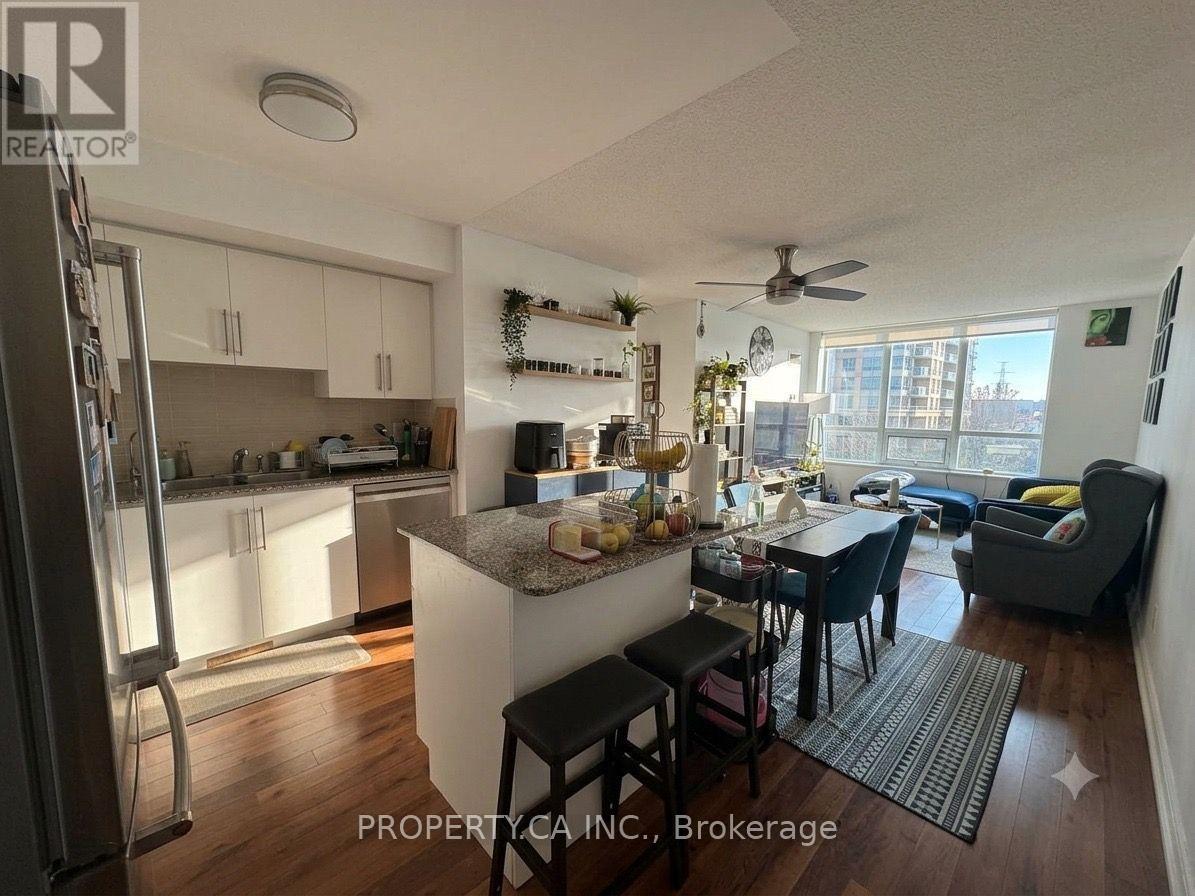 556 - 25 VIKING LANE, Toronto (Islington-City Centre West)