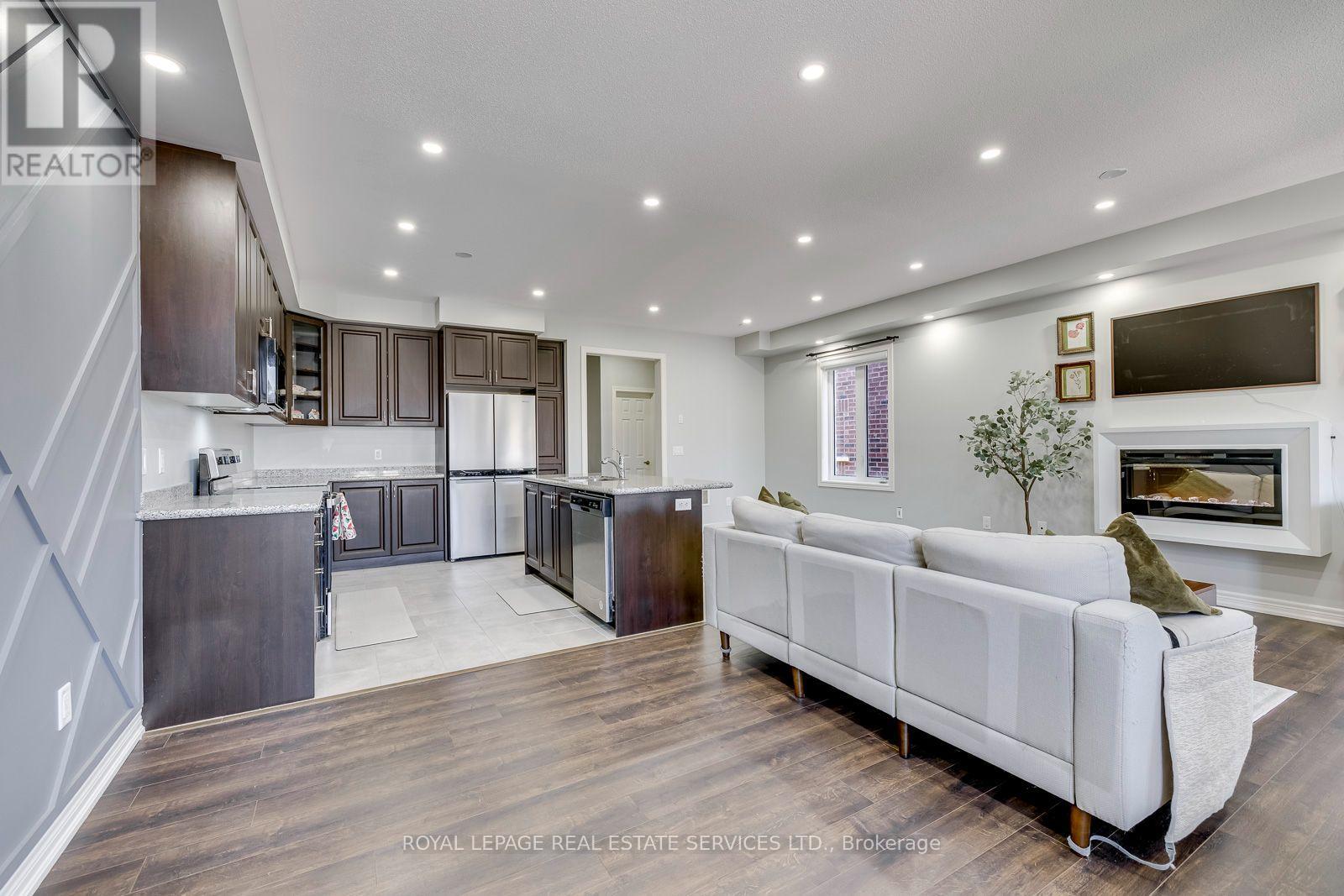 486 Silver Maple Road, Oakville, Ontario  L6H 3P6 - Photo 18 - W13571104