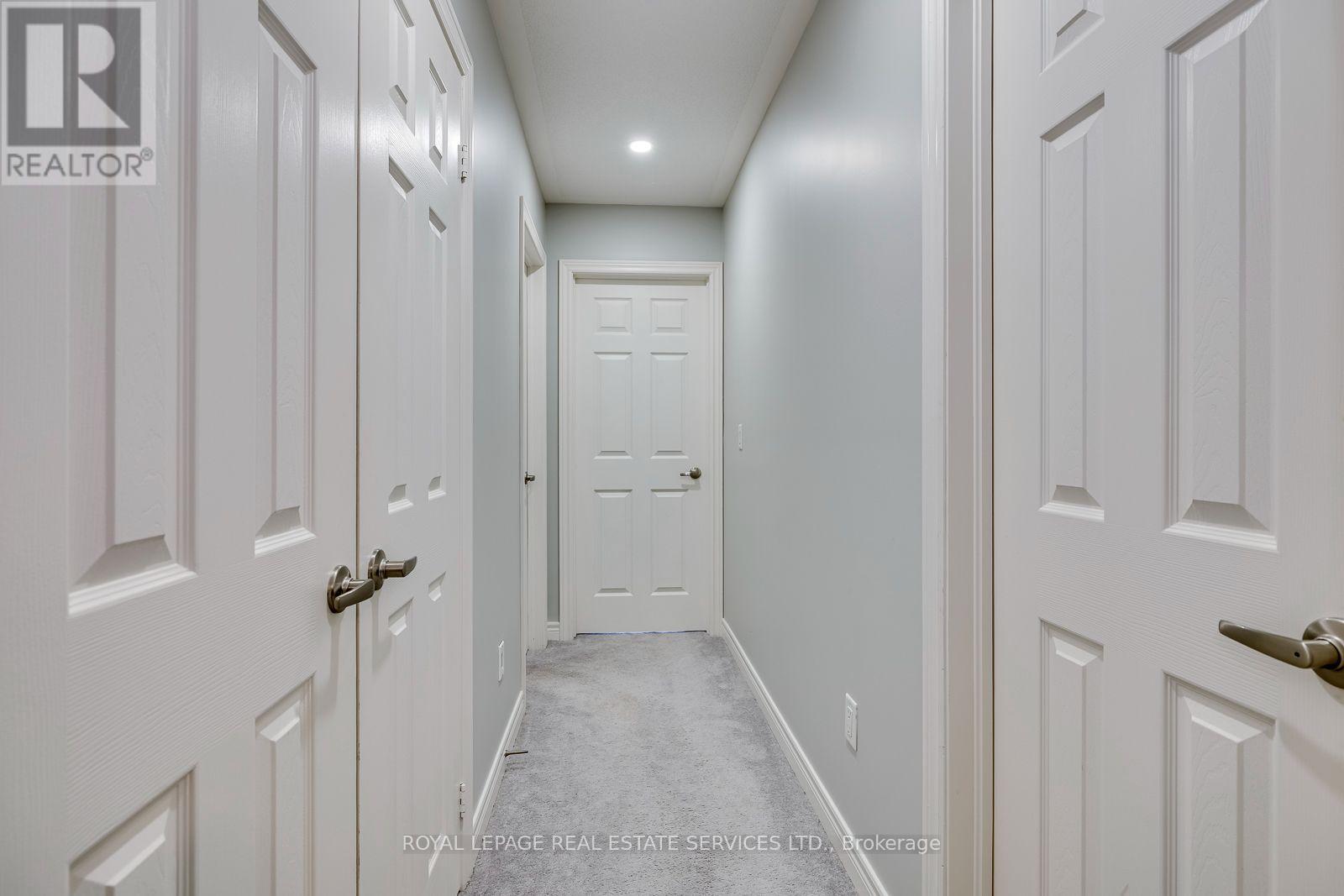 486 Silver Maple Road, Oakville, Ontario  L6H 3P6 - Photo 21 - W13571104