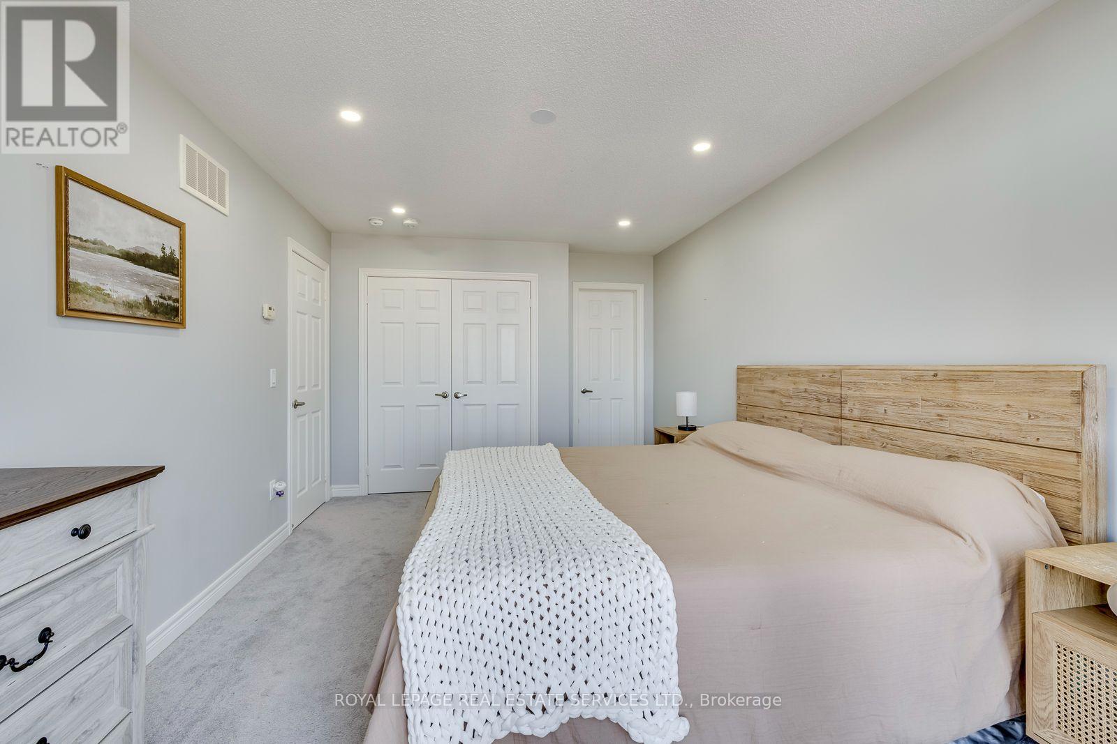 486 Silver Maple Road, Oakville, Ontario  L6H 3P6 - Photo 23 - W13571104
