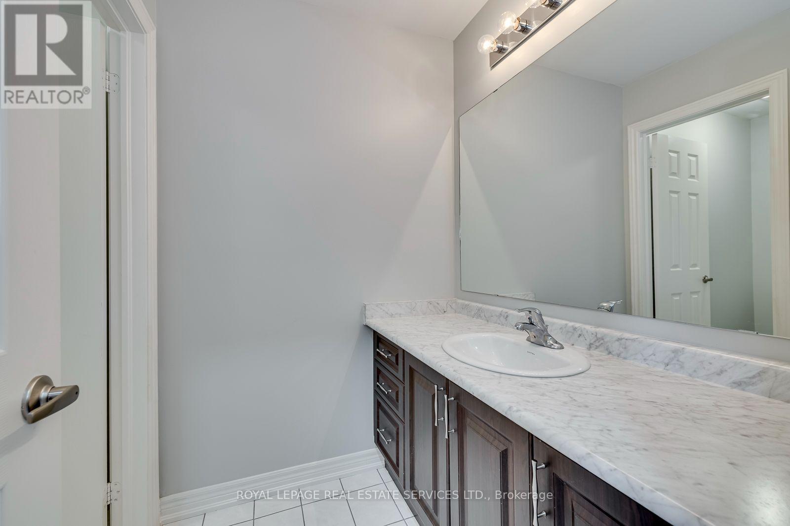 486 Silver Maple Road, Oakville, Ontario  L6H 3P6 - Photo 30 - W13571104