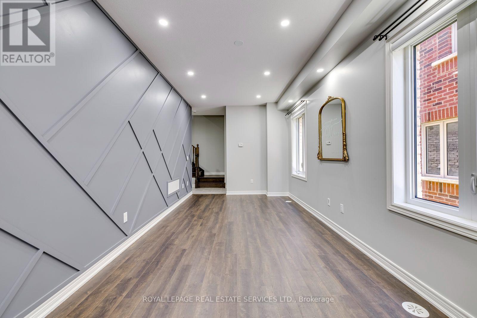 486 Silver Maple Road, Oakville, Ontario  L6H 3P6 - Photo 6 - W13571104