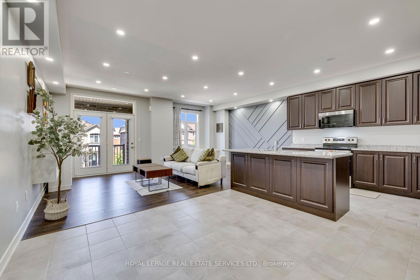 486 Silver Maple Road, Oakville, Ontario  L6H 3P6 - Photo 9 - W13571104