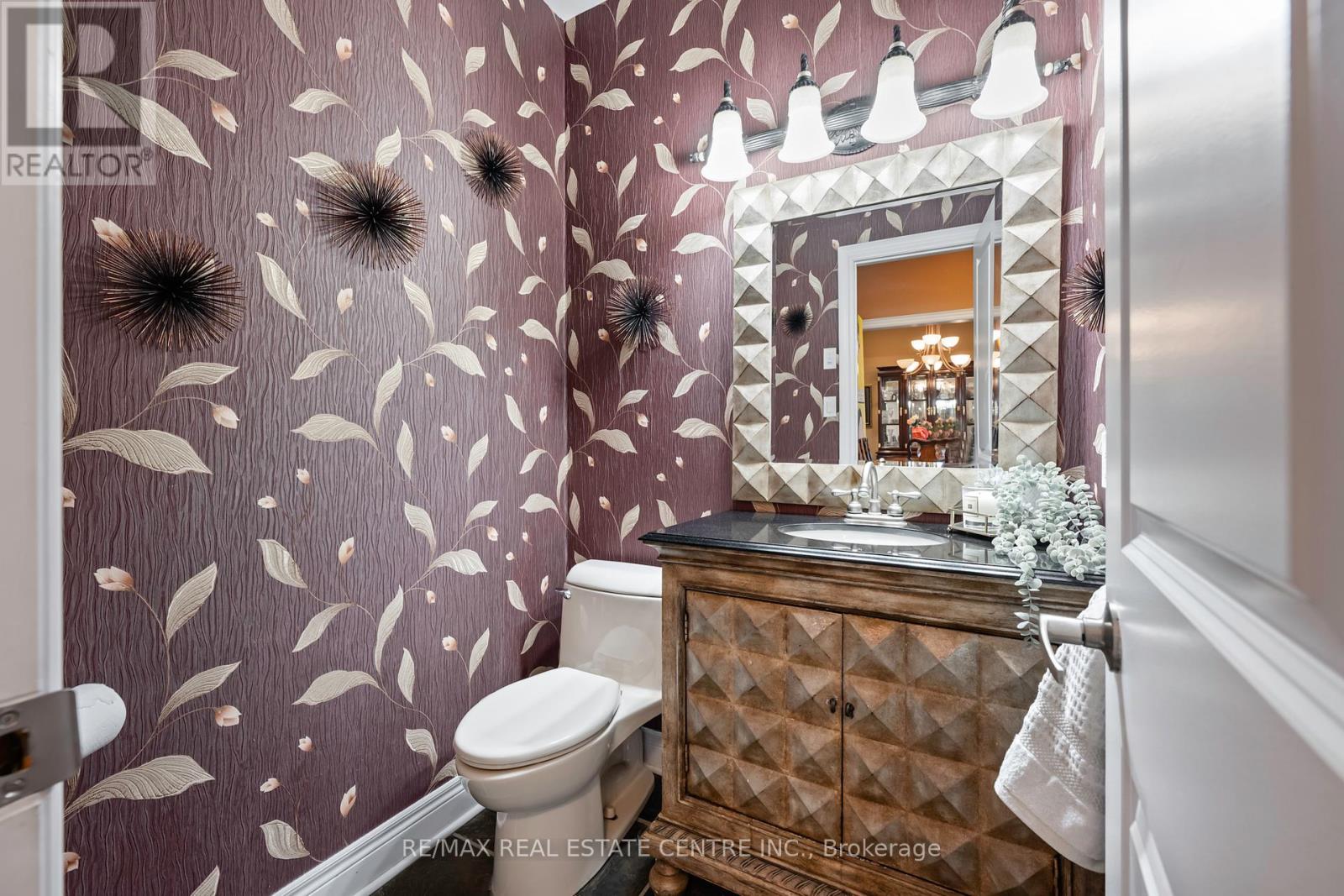 59 Young Court, Orangeville, Ontario  L9W 0A8 - Photo 8 - W12938062