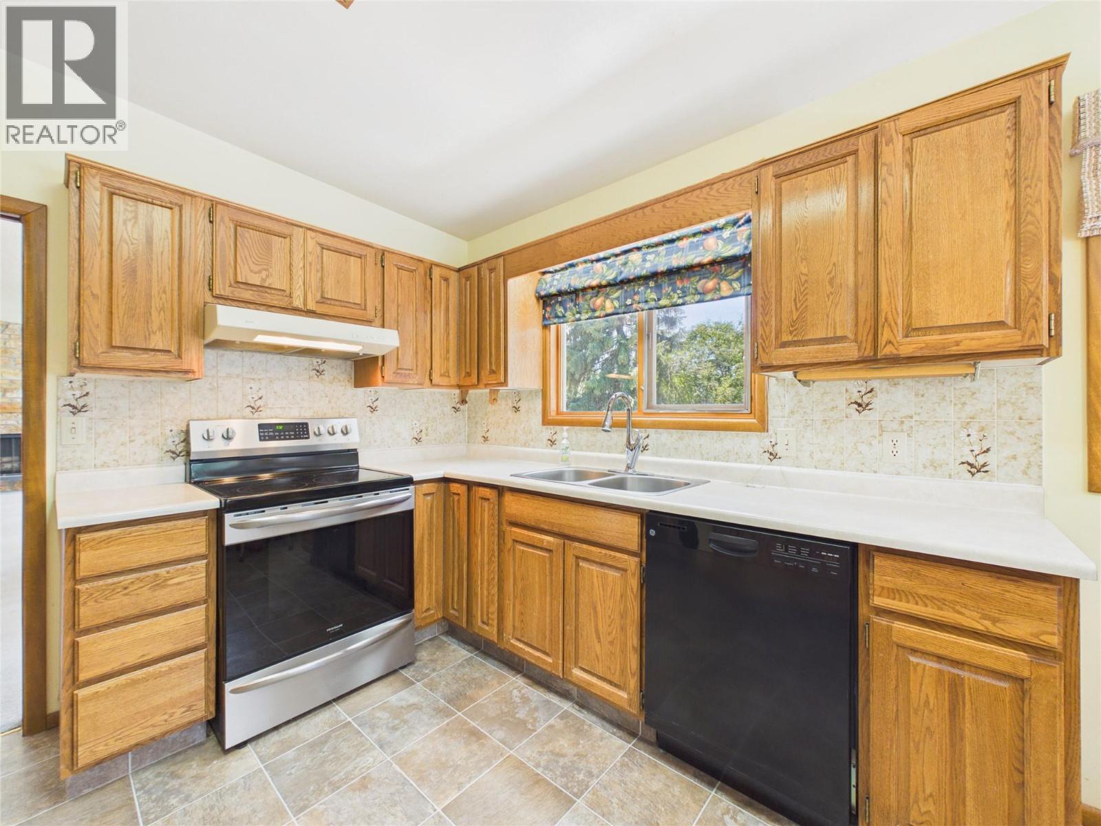 600 Knighton Road, Kimberley, British Columbia  V1A 1E1 - Photo 16 - 10394620