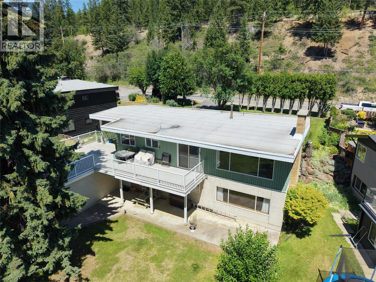 600 Knighton Road, Kimberley, British Columbia  V1A 1E1 - Photo 2 - 10394620