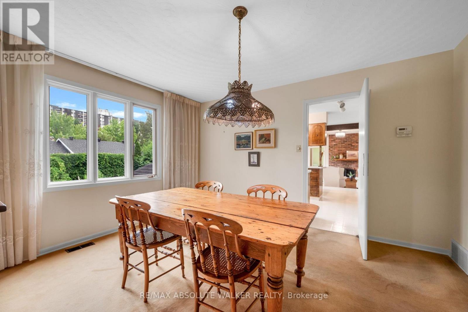 1950 Fairmeadow Crescent, Ottawa, Ontario  K1H 7B9 - Photo 6 - X13570540