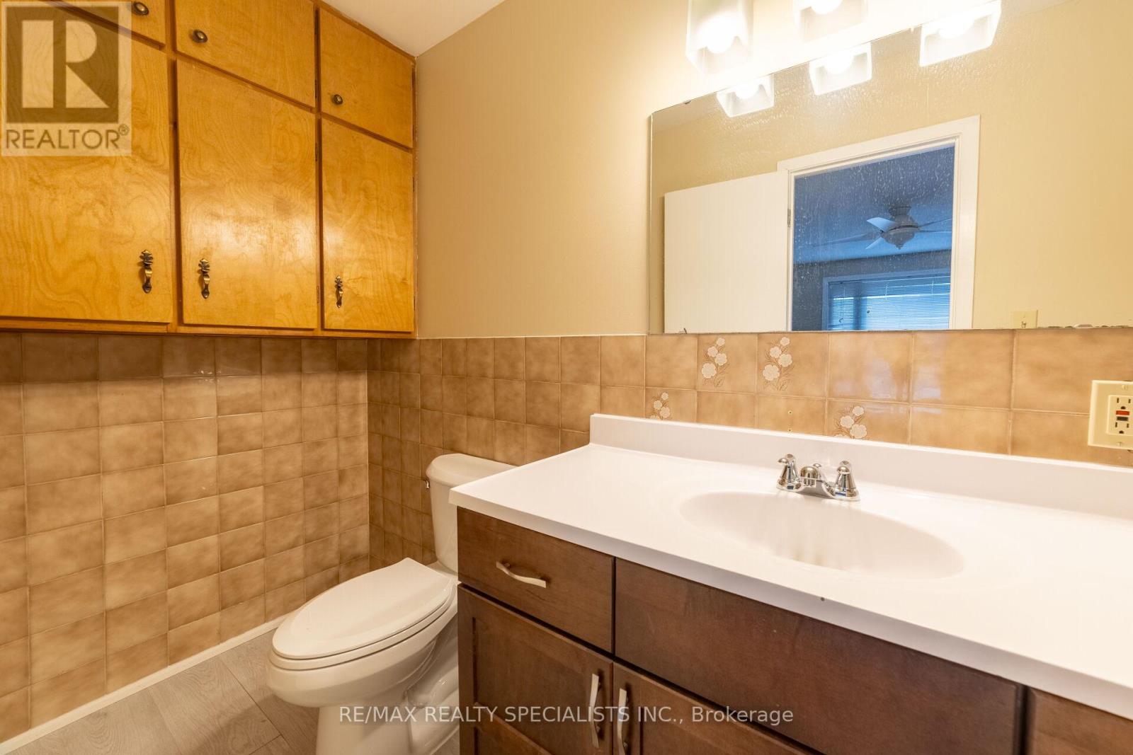 70 Bythia Street, Orangeville, Ontario  L9W 2S5 - Photo 11 - W13426018