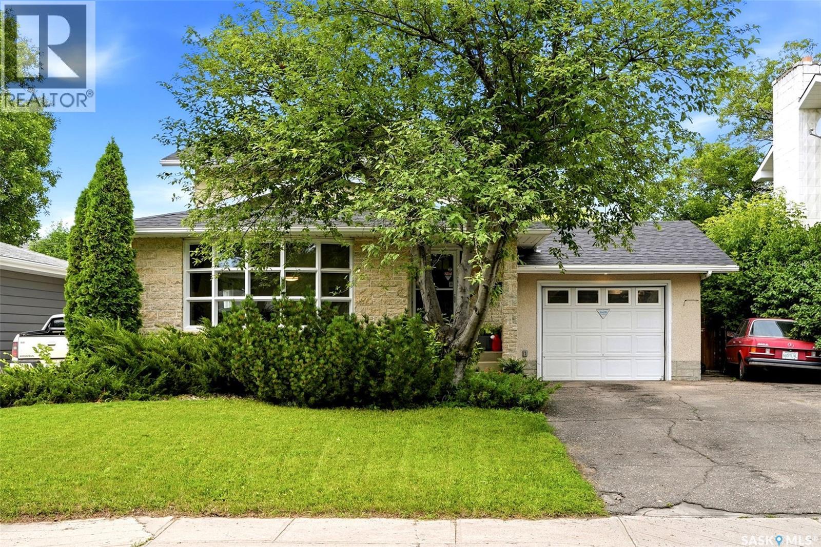 3620 King Street, Regina, Saskatchewan  S4S 2J1 - Photo 1 - SK042694