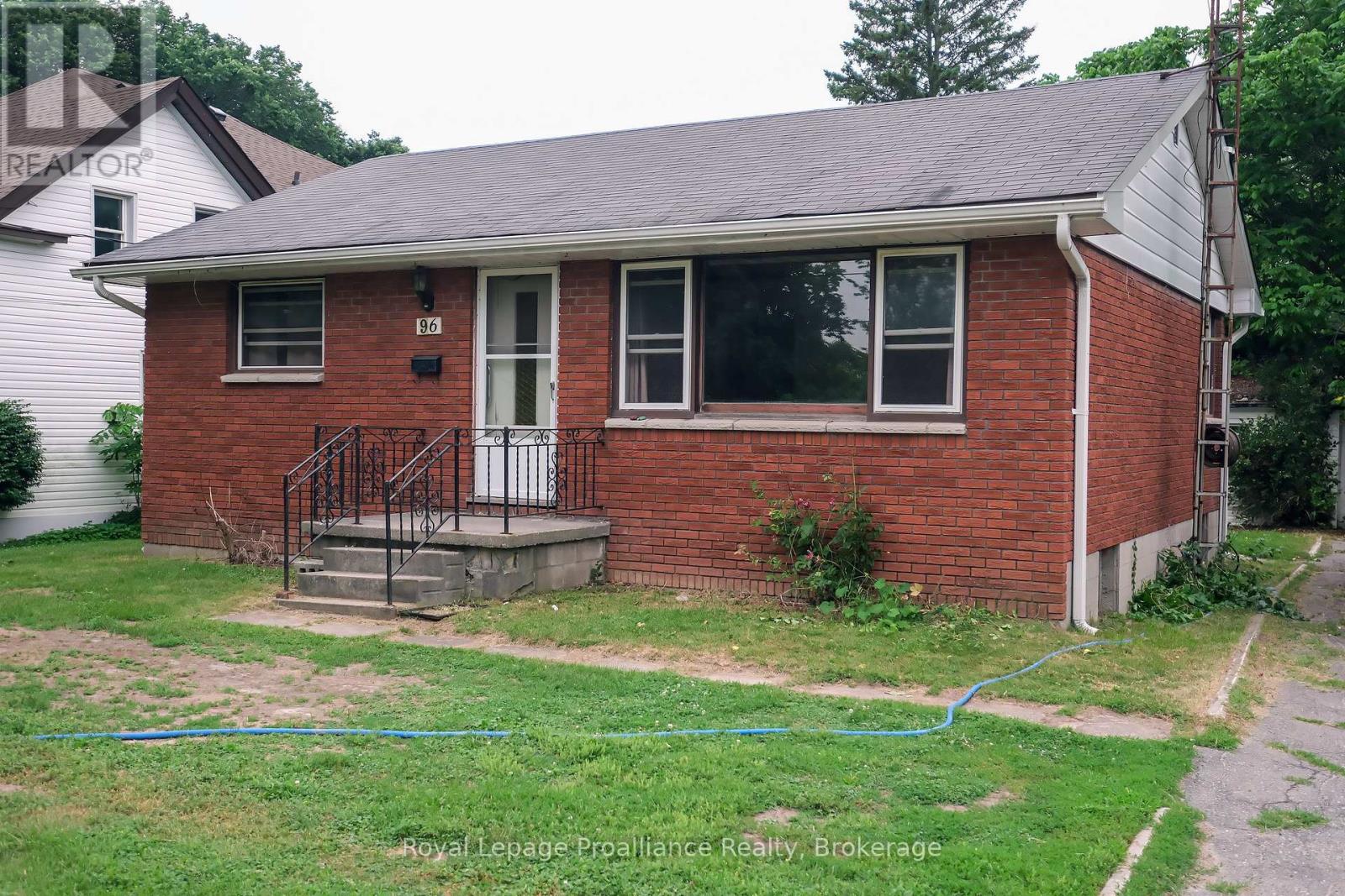 96 Prince Edward Street, Brighton, Ontario  K0K 1H0 - Photo 1 - X13571306
