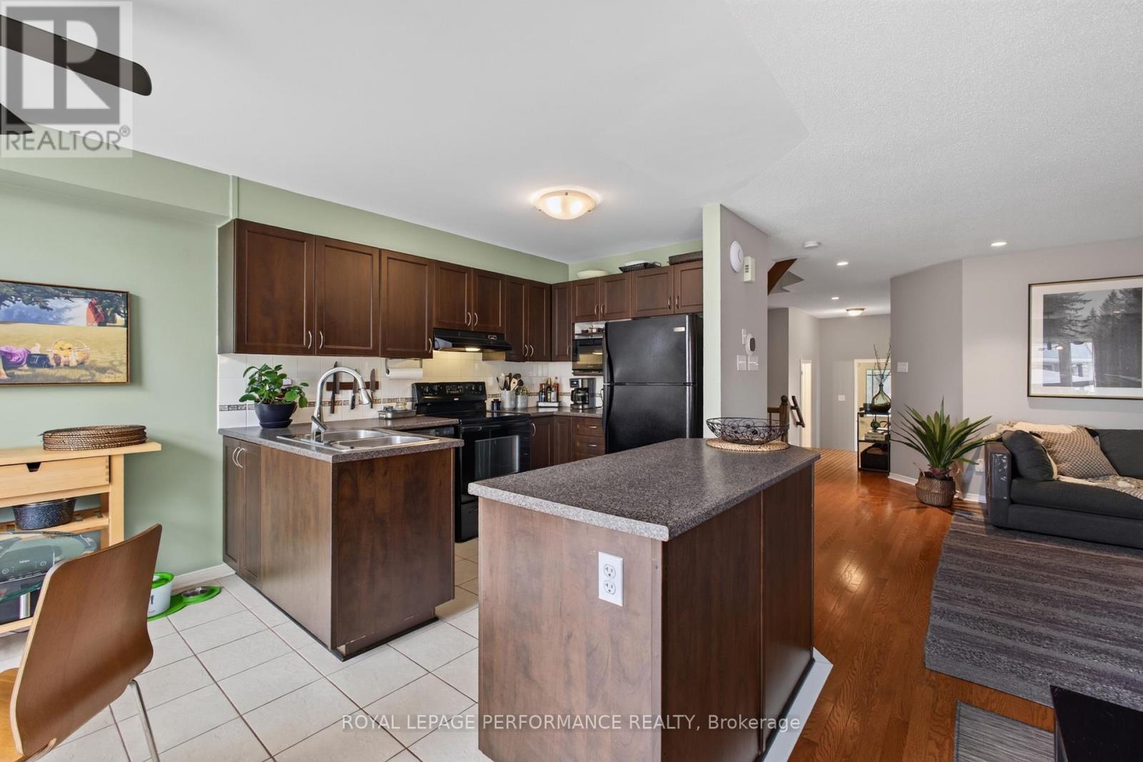 131 Sorento Street, Ottawa, Ontario K2J 0B2 - Photo 12 - X13571232