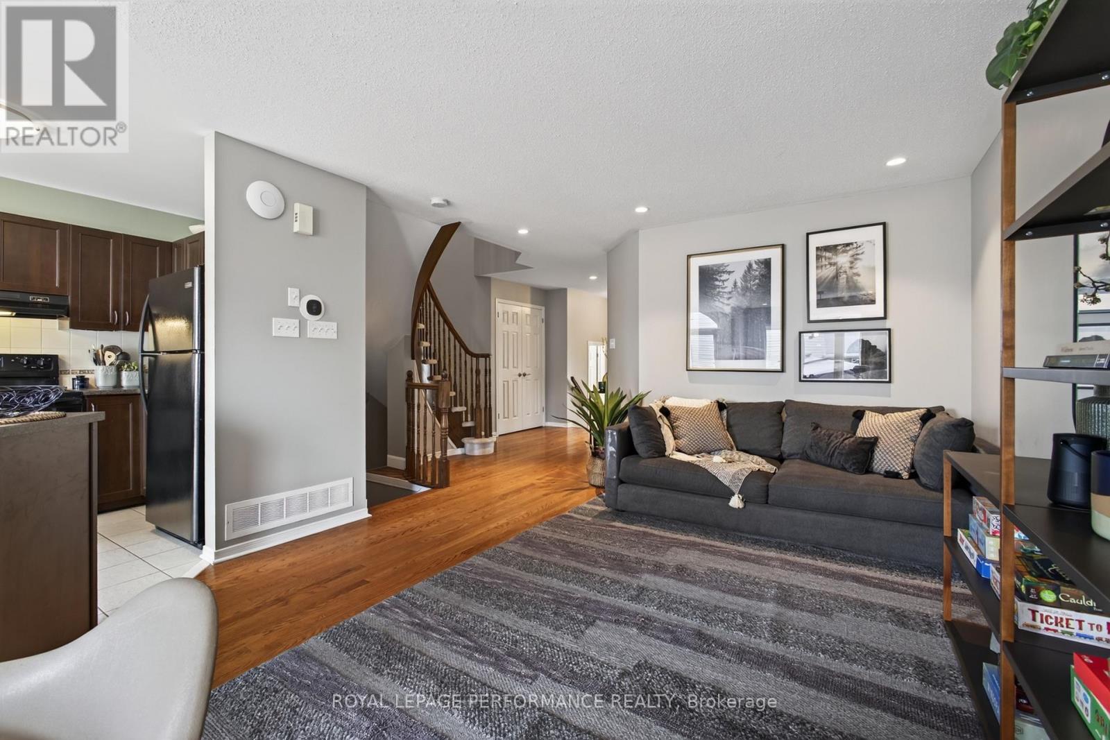 131 Sorento Street, Ottawa, Ontario K2J 0B2 - Photo 5 - X13571232