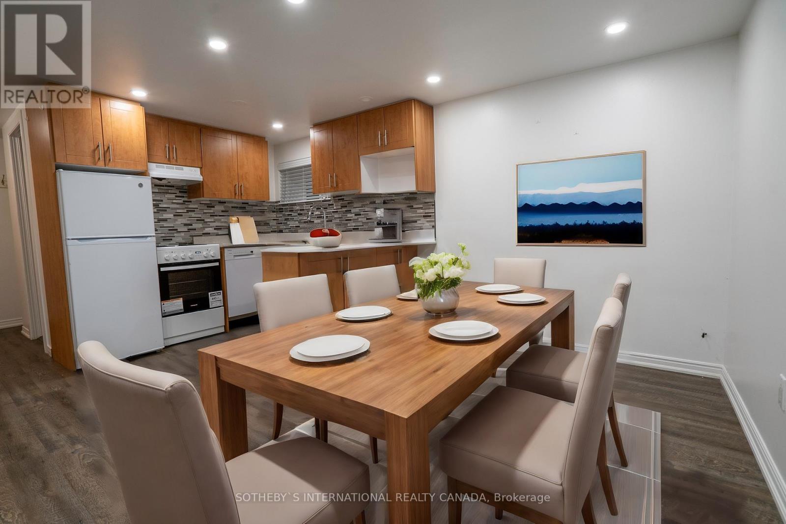 0 - 227 Beverley Street, Toronto, Ontario  M5T 1Z4 - Photo 11 - C13571216