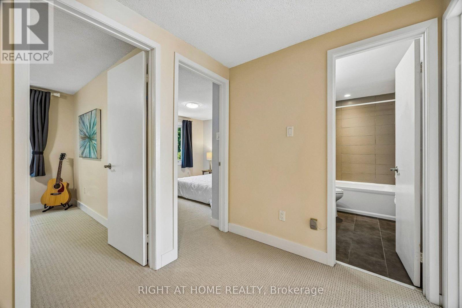 44 Protea Gardens, Toronto, Ontario  M2K 2W6 - Photo 22 - C13571280