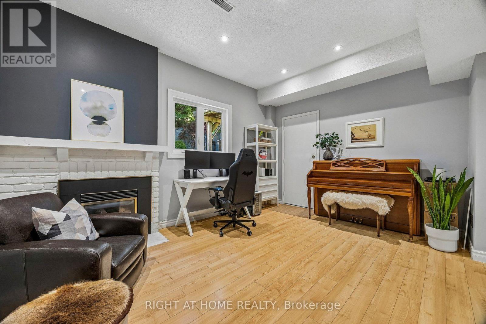 44 Protea Gardens, Toronto, Ontario  M2K 2W6 - Photo 37 - C13571280