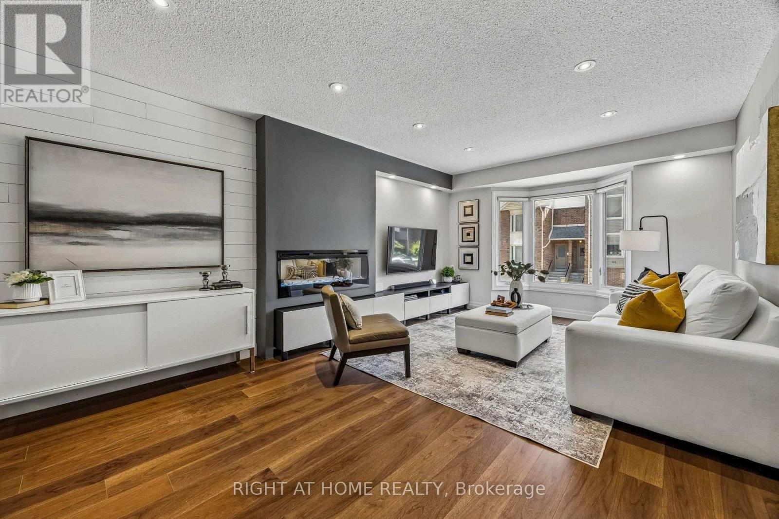 44 Protea Gardens, Toronto, Ontario  M2K 2W6 - Photo 7 - C13571280