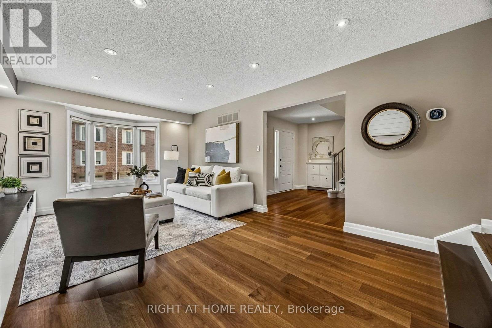 44 Protea Gardens, Toronto, Ontario  M2K 2W6 - Photo 9 - C13571280