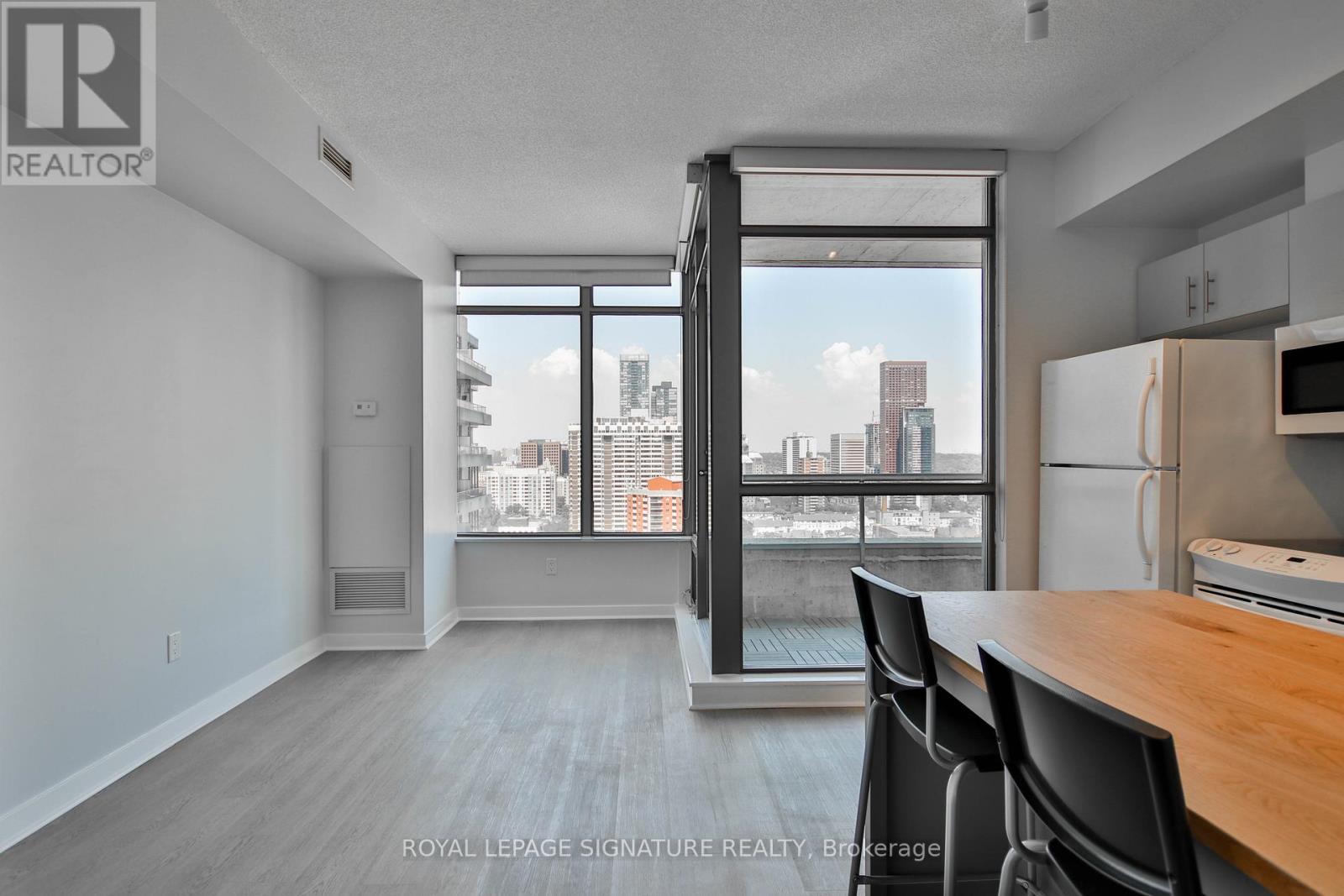 2307 - 281 Mutual Street, Toronto, Ontario  M4Y 1X6 - Photo 3 - C13571316