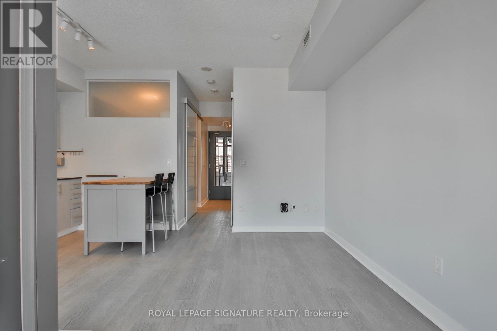 2307 - 281 Mutual Street, Toronto, Ontario  M4Y 1X6 - Photo 7 - C13571316