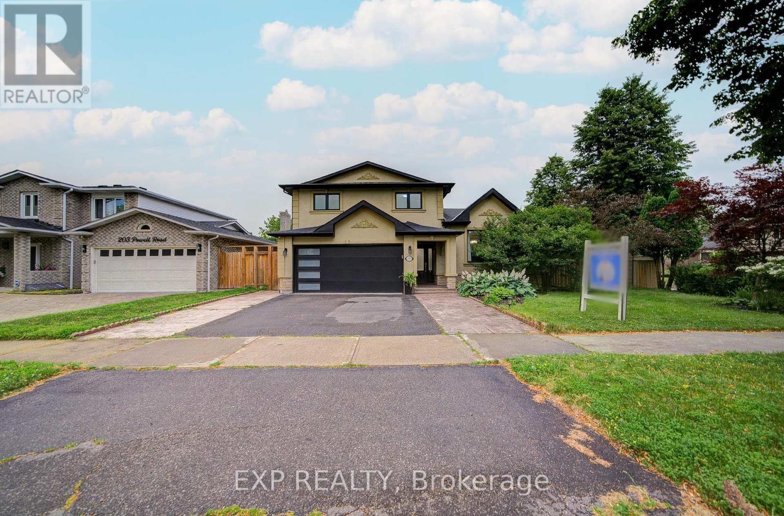 205 Powell Road, Whitby, Ontario  L1N 6T5 - Photo 2 - E13569444