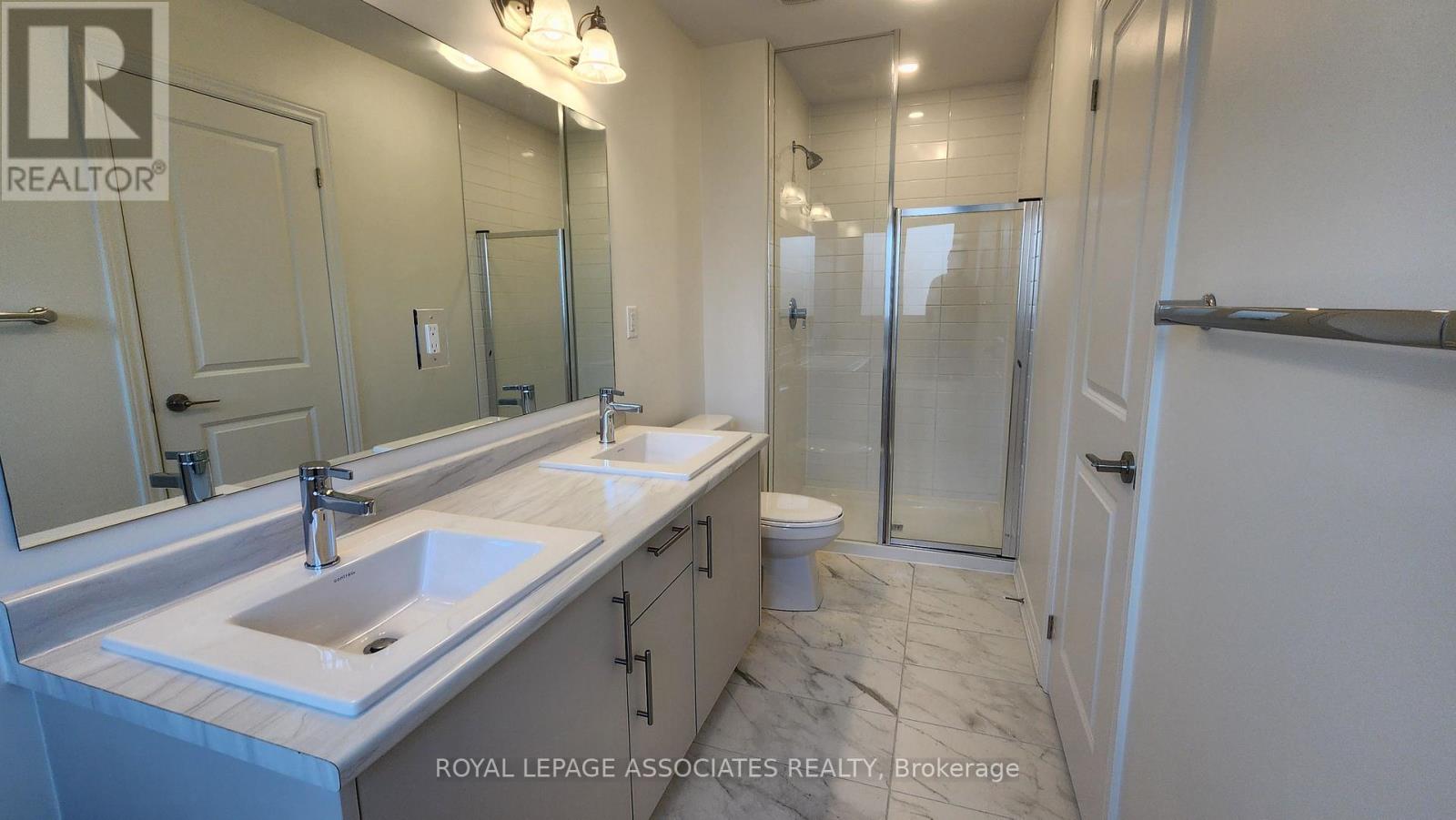 36 Velvet Drive, Whitby, Ontario  L1P 0P6 - Photo 12 - E13571324