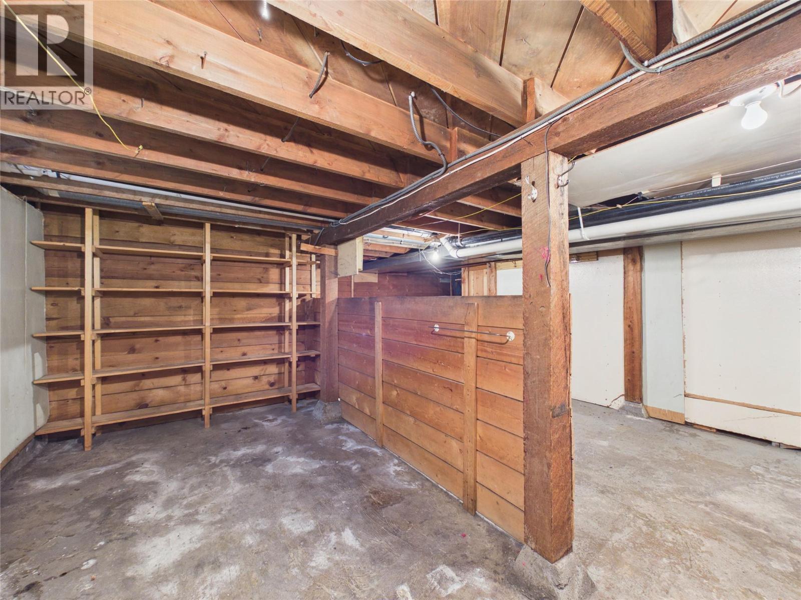 1041 4th Avenue, Fernie, British Columbia  V0B 1M0 - Photo 27 - 10394346