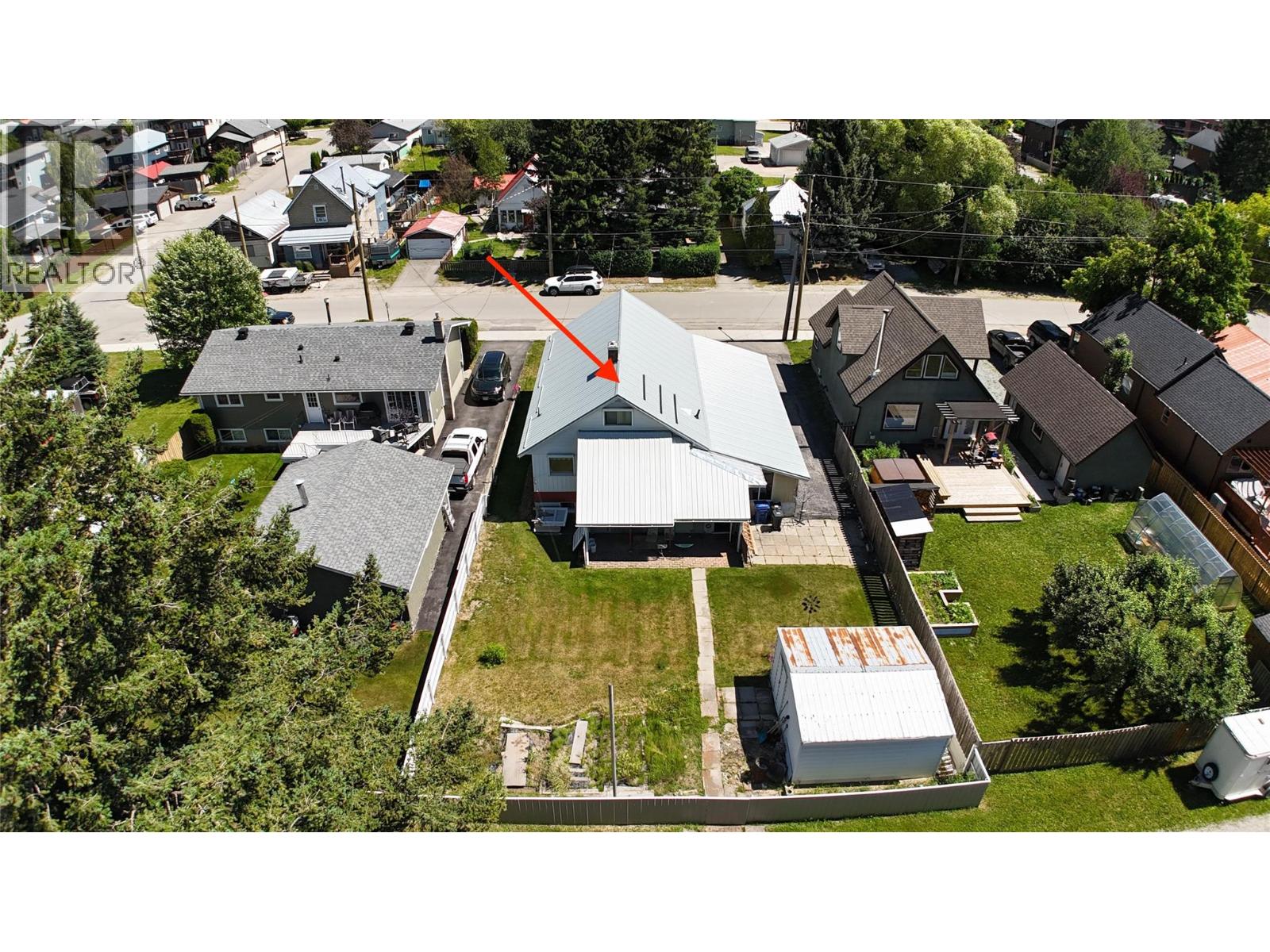 1041 4th Avenue, Fernie, British Columbia  V0B 1M0 - Photo 43 - 10394346