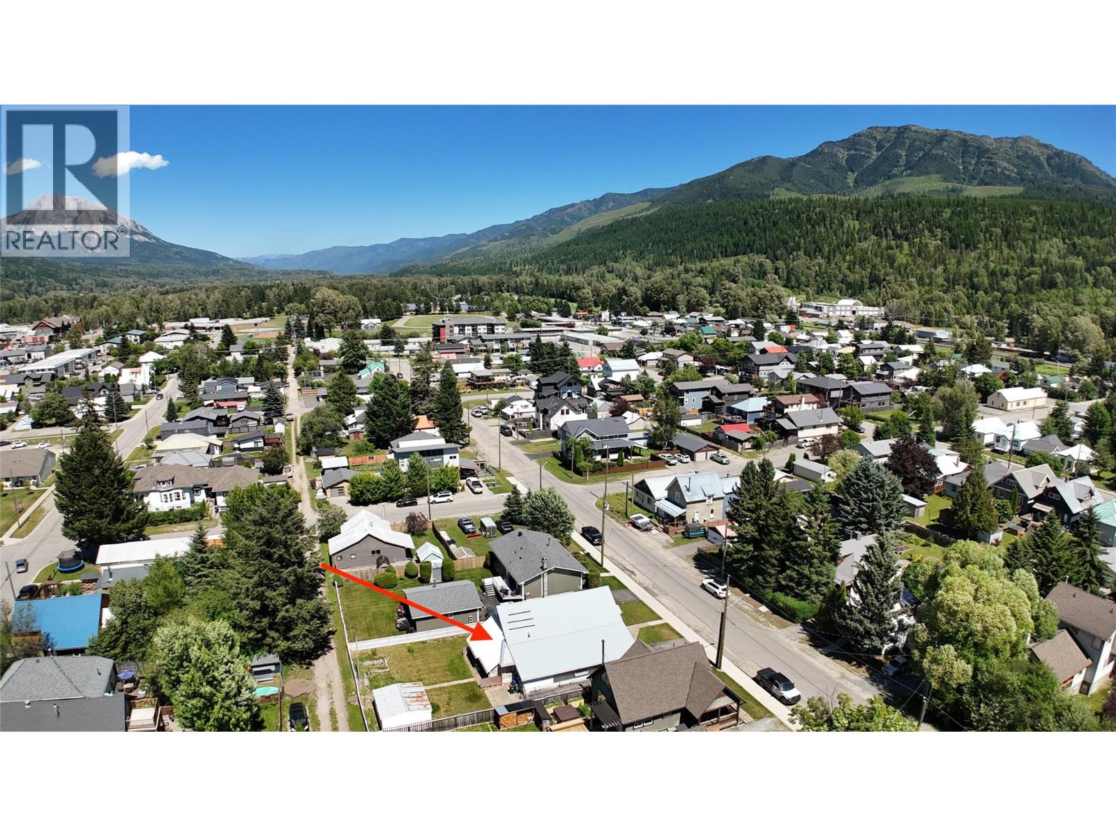 1041 4th Avenue, Fernie, British Columbia  V0B 1M0 - Photo 41 - 10394346