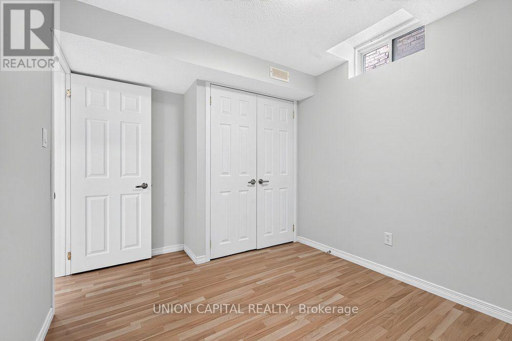 61 Hillmount Road, Markham, Ontario  L6C 2J2 - Photo 31 - N13571220