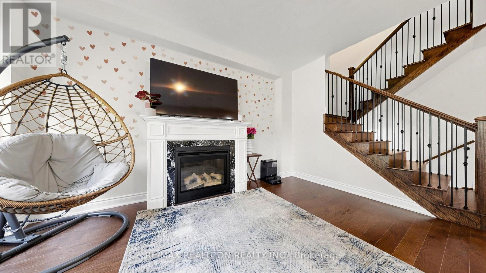 150 Heritage Street, Bradford West Gwillimbury, Ontario  L3Z 4M6 - Photo 10 - N13571412