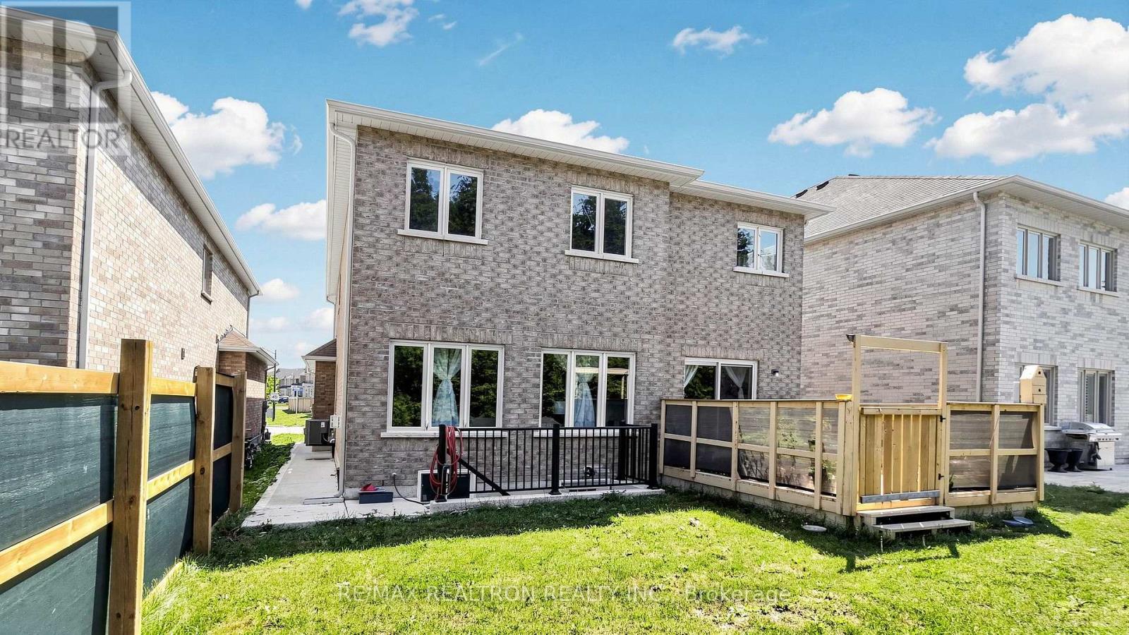 150 Heritage Street, Bradford West Gwillimbury, Ontario  L3Z 4M6 - Photo 43 - N13571412