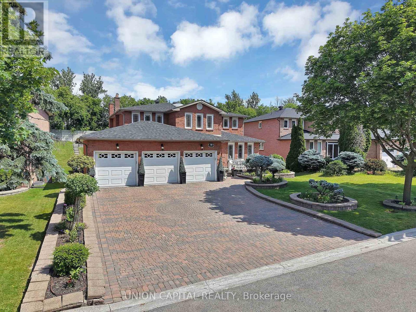 78 Beckenridge Drive, Markham, Ontario  L3S 3B1 - Photo 5 - N13571556