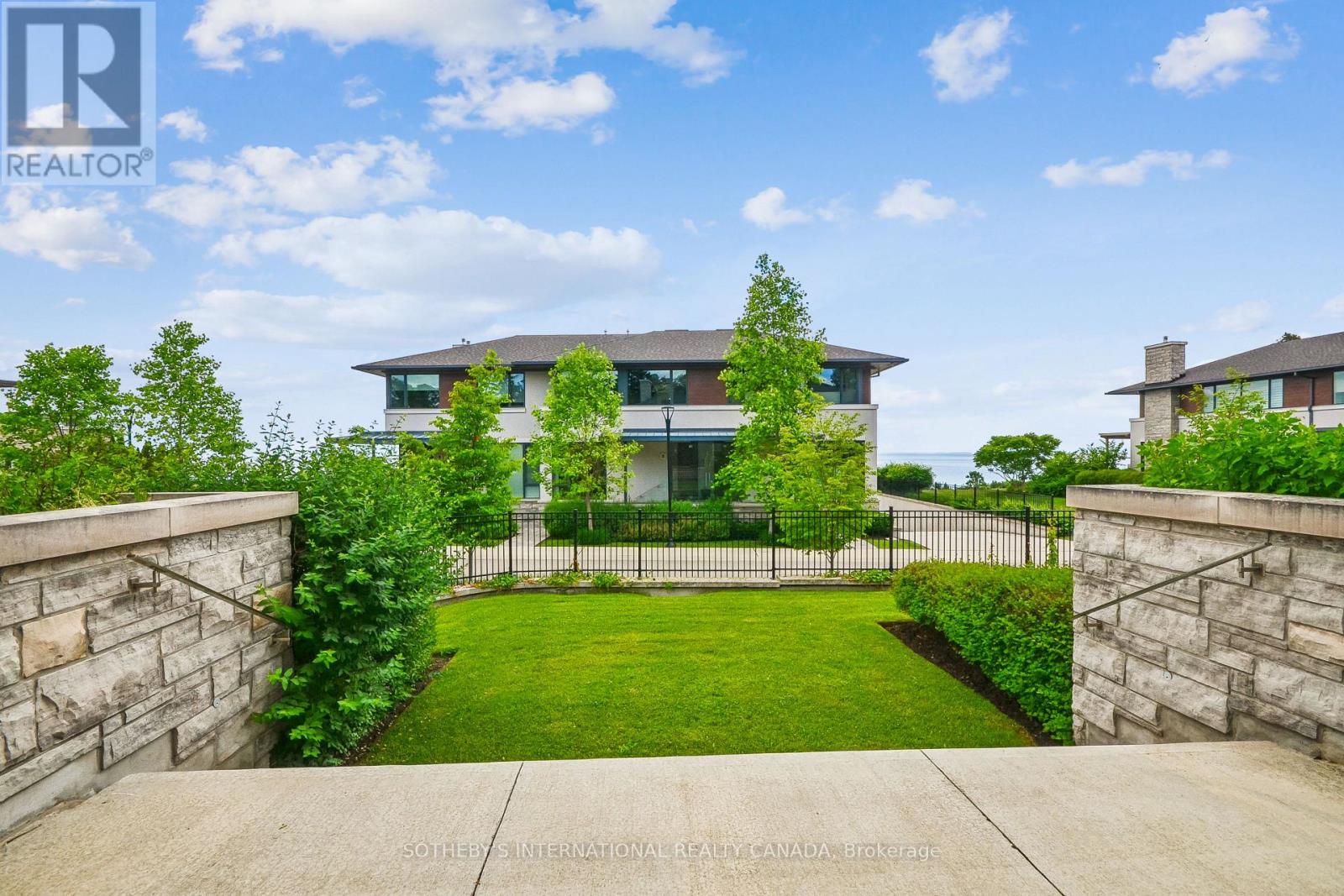 21 - 10 Maple Grove Drive, Oakville, Ontario L6J 1M1 - Photo 34 - W13571176
