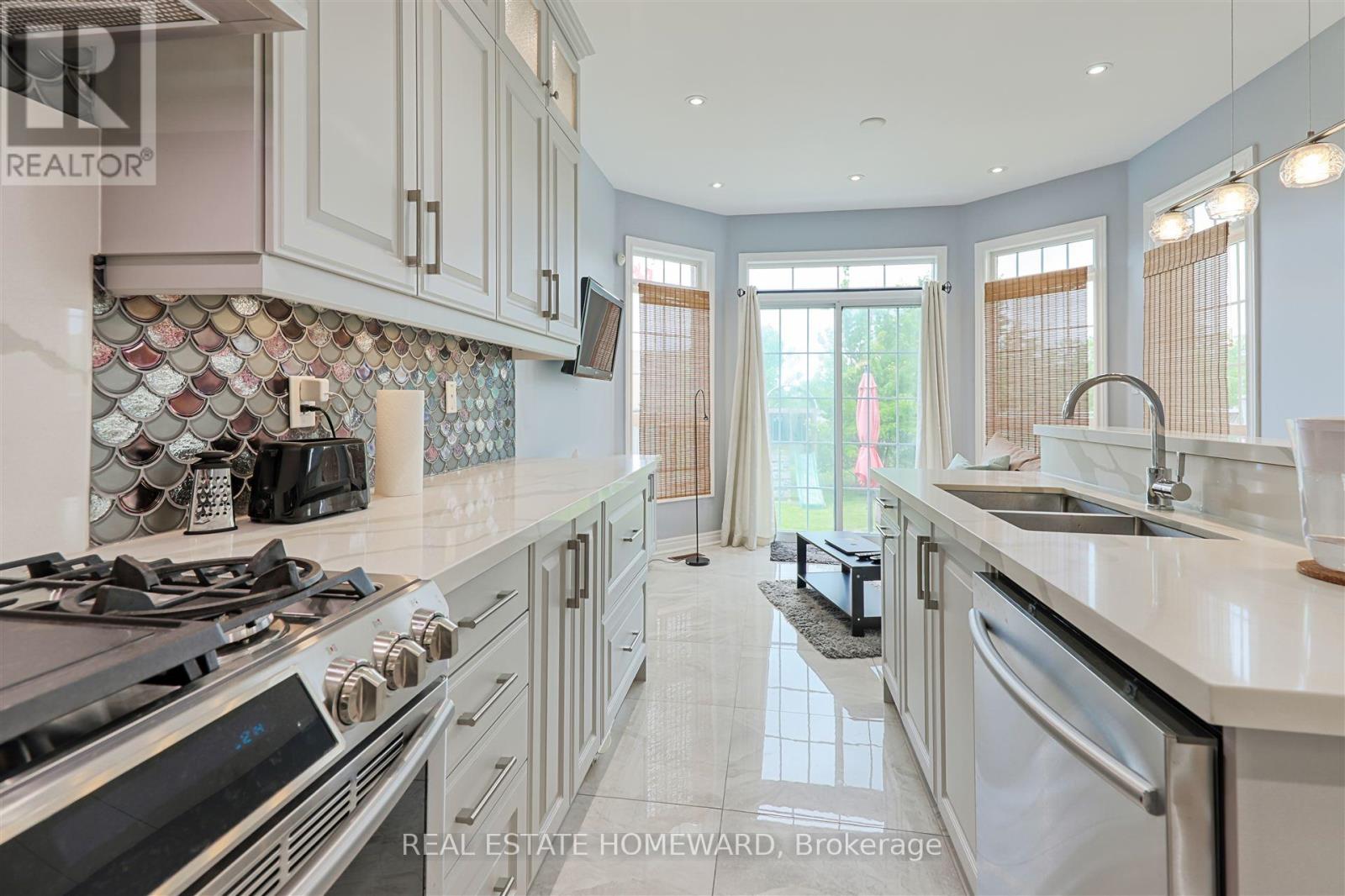5860 Terrapark Trail, Mississauga, Ontario L5M 6S1 - Photo 9 - W13571180