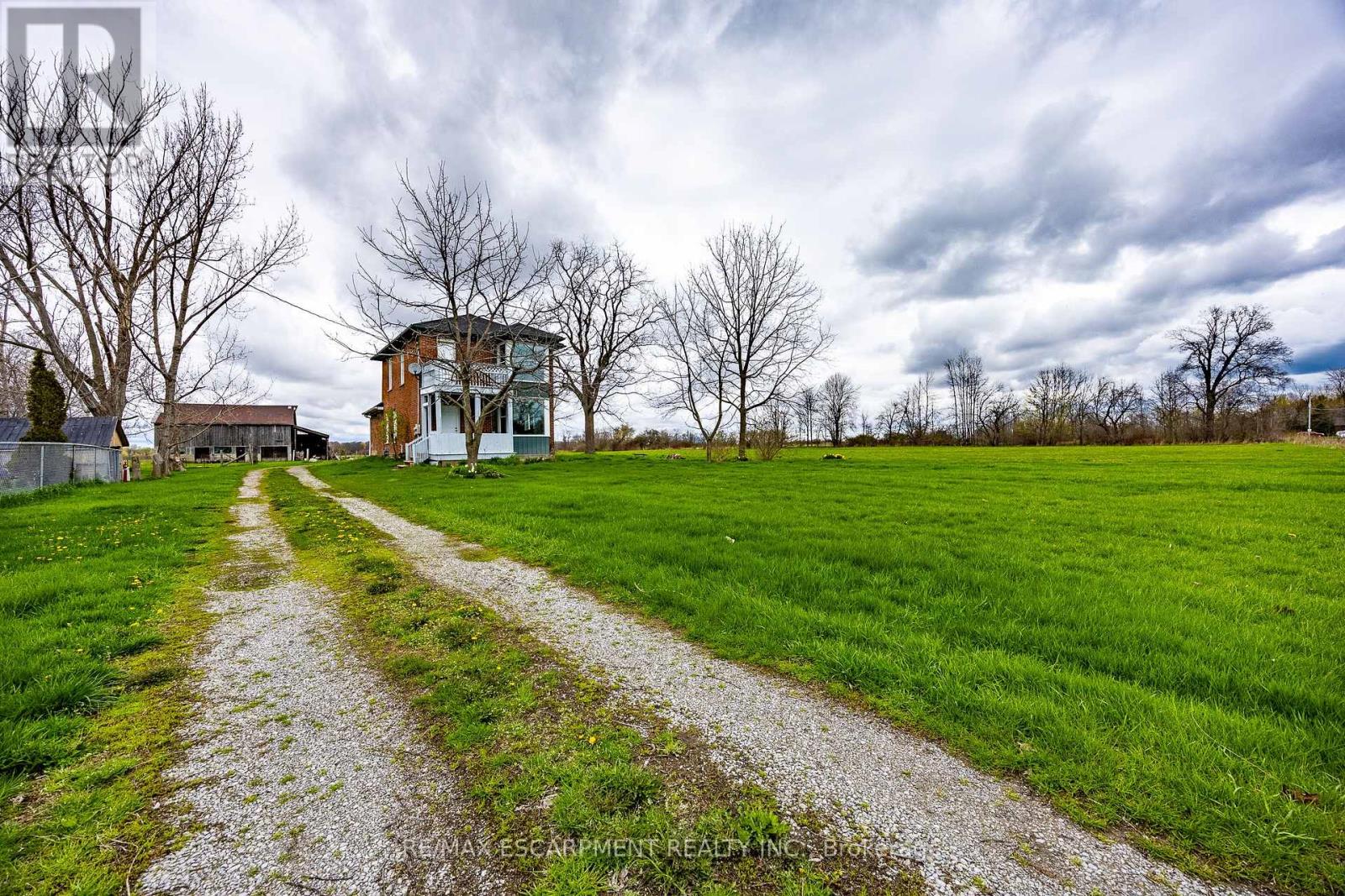 29 Old Lakeshore Road, Norfolk, Ontario  N0A 1N3 - Photo 1 - X13571272