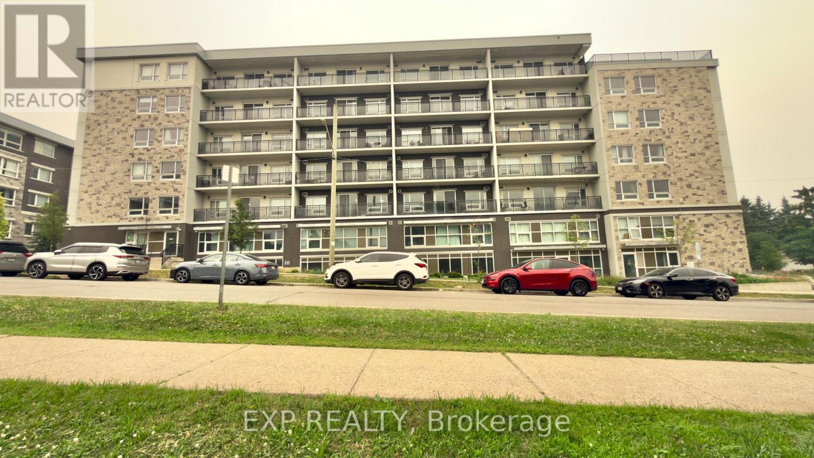 608 - 275B LARCH STREET, Waterloo