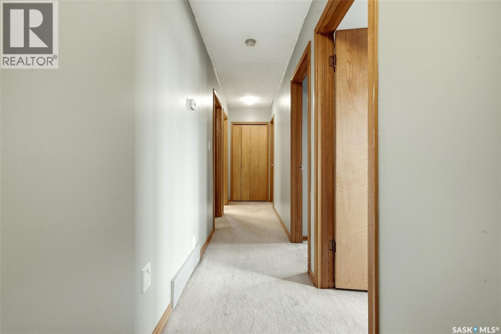 18 Forman Bay, Regina, Saskatchewan  S4R 7Y2 - Photo 25 - SK042462
