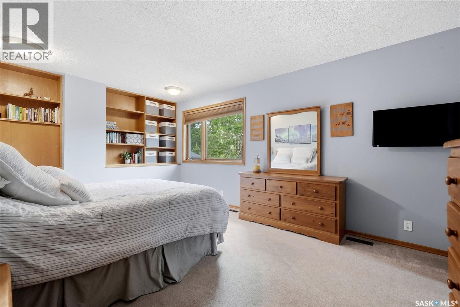 18 Forman Bay, Regina, Saskatchewan  S4R 7Y2 - Photo 27 - SK042462